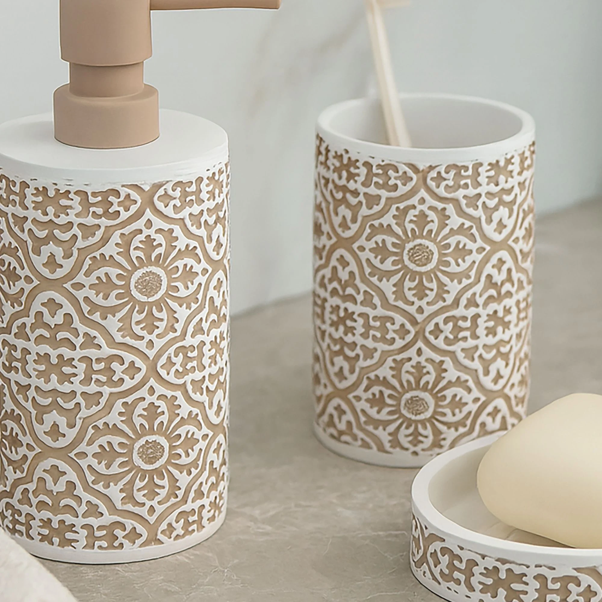 Roma soap dispenser set - Image 4